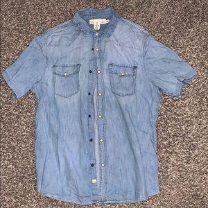 Denim washed blue button down shirt. Size Large